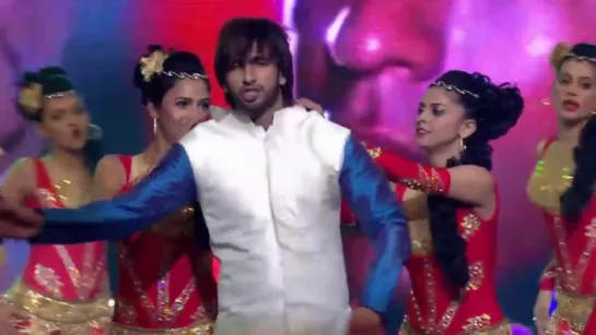 Ranveer Singh Best Ever Performance At Zee Cine Award 2014