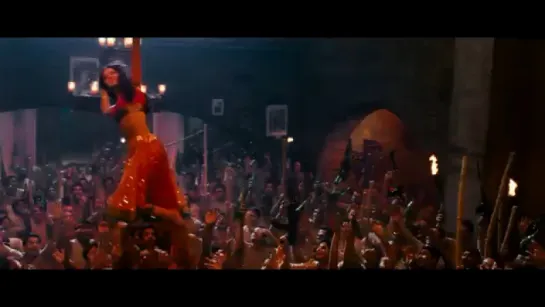 Agneepath - Chikni Chameli Extended Video