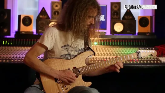 Guthrie Govan - Twenty Odd Time Licks - Lick 17