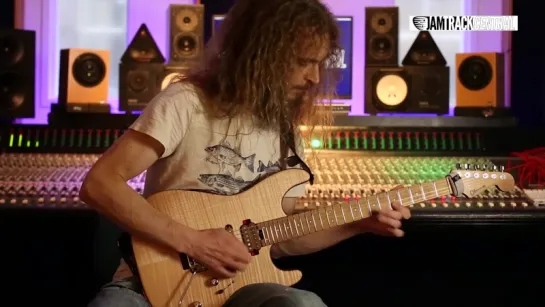 Guthrie Govan - Twenty Odd Time Licks - Lick 12