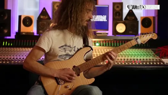 Guthrie Govan - Twenty Odd Time Licks - Lick 8