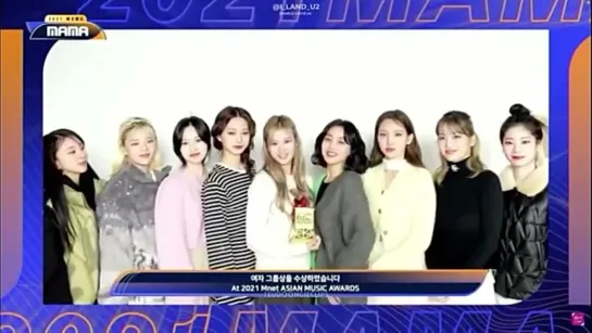 TWICE won BEST FEMALE GROUP on MAMA 2021 (360p) (via Skyload)