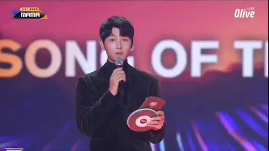 BTS SONG OF THE YEAR -- Mnet Asian Music Awards 2021 (360p) (via Skyload)