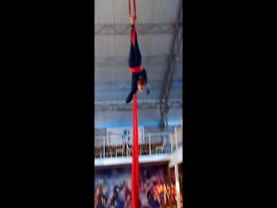 Тренировка Aerial silks Румянцева