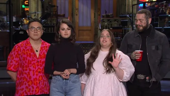 Селена Гомез на SNL 2022