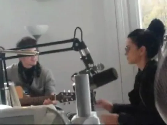 INNA | Radio Scoop (Сент-Этьен, Франция 03.11.2010)