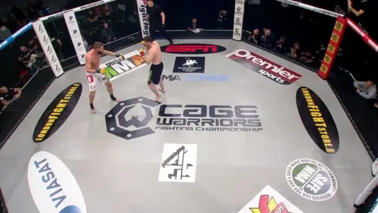 James Hurrell vs Carl Kinslow Cage Warriors FC 74