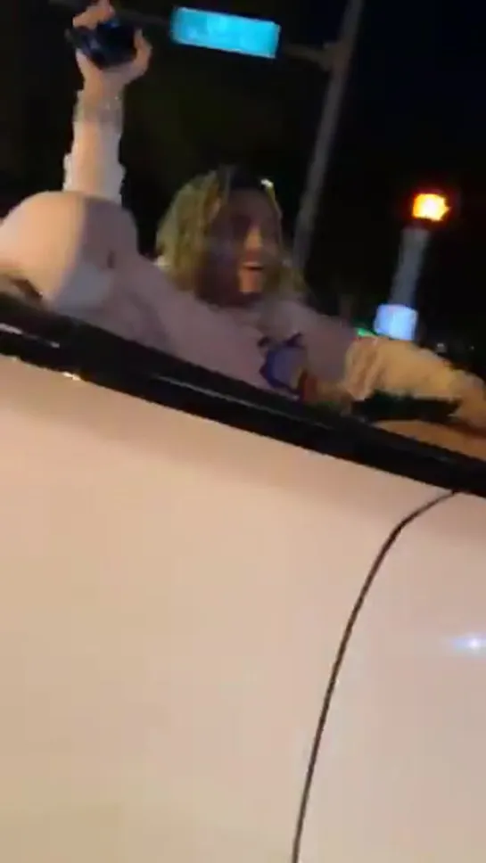 Lil Pump spotted getting topped off in the streets of miami