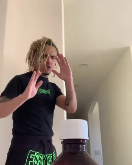 bottle cap challeng by lil pump