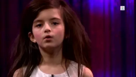 Amazing  seven  year old sings Fly  Me To The Moon (Angelina Jordan) on Senkveld  "The Late Show"