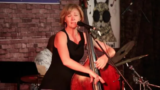 Nicki Parrott Trio