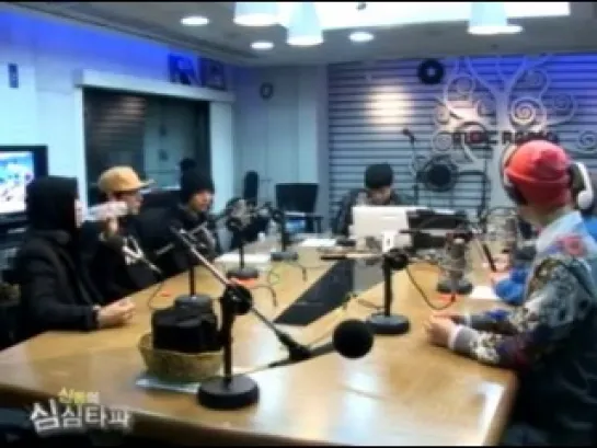 [RADIO] [10.02.14] [FULL]  B.A.P - Shindong's SimSimTapa Radio