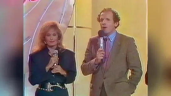 Dalida - Le sixieme jour + interview 16.11.1986 (A la folie, pas du tout (TF1) #