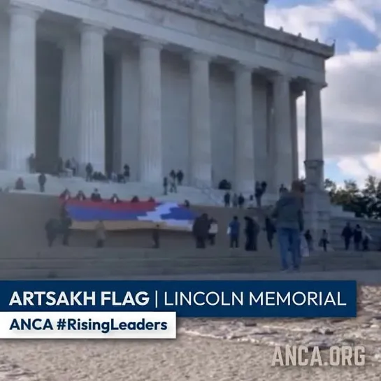 ✊ У Мемориала Линкольну в Вашингтоне развернули флаг Арцаха в поддержку заблокированной республики