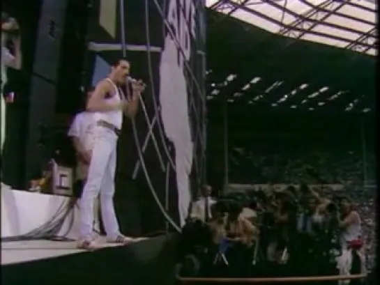 Live Aid 1985 Queen-Radio Ga Ga