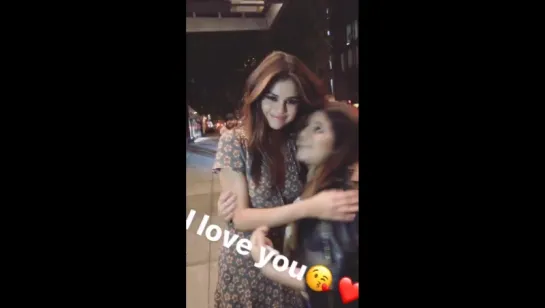 @AnaGonz63714935: @selenagomez just met the sweetest ♥️ Love you ❤️