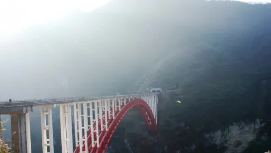 Zhijinghe Bridge ropeBASEjumping