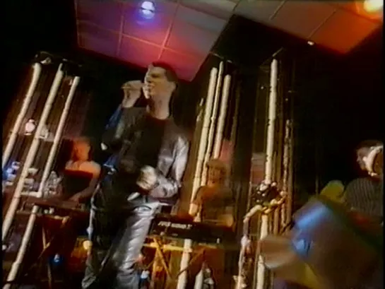 Depeche Mode - Leave In Silence (Top Of The Pops, BBC, UK, September 02, 1982)