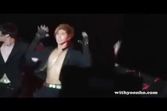 [Fancam] Sexy Yunho, Sexy, Manly