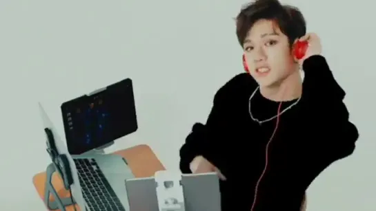 [200811] Stray Kids » Chan » Apple AD