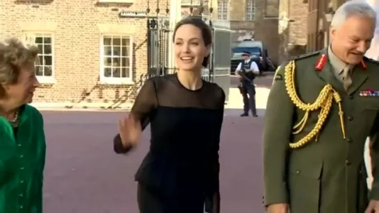 Анджелина Джоли пребывает в Lancaster House