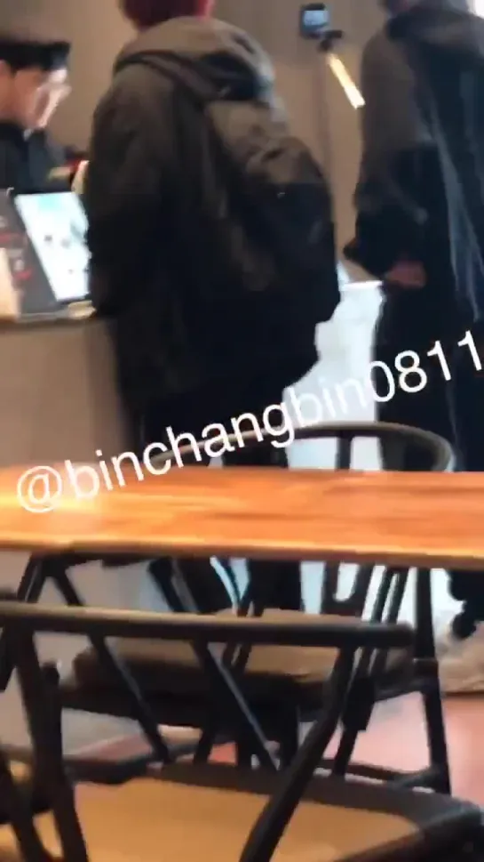 [190310] Stray Kids » fantaken » I.N & Hyun Jin » in JYP cafe