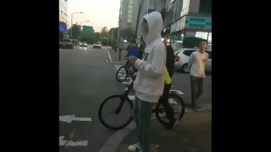 [181003] Stray Kids » Hyun Jin » spotted