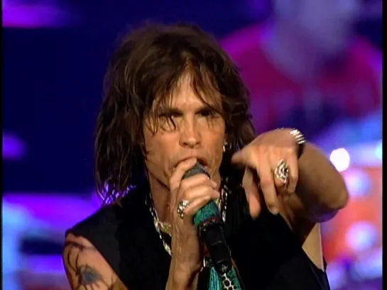 Aerosmith - I Dont Want To Miss A Thing (Live at the Office Depot Center in Sunris, Florida, USA, 2004) Full HD 1080p.