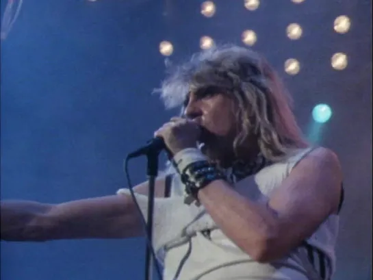 Saxon - Broken Heroes (Live in Madrid, Spain, June 1985) Full HD 1080p.