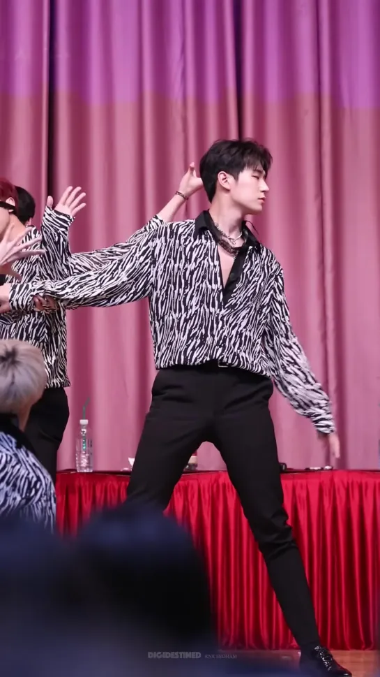 190811[fancam] 크나큰(KNK) - SUNSET (서함 FOCUS) @ Gangnam fansign