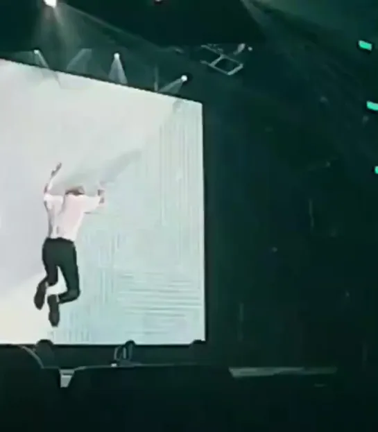 07/08/2019 Taemin --- TAEMIN ARENA TOUR 2019 XTM FIKUOKA  ending