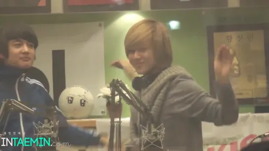 [110225] - Taemin dancing [kiss the radio] - - 태민 テミン TAEMIN 탬스타그램