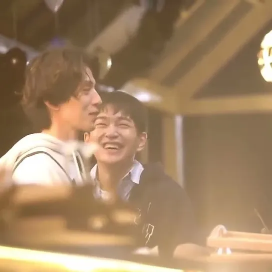 Imagine Onew looking and smiling at you like this! The way he smiles that holds so much sincerity, purity and warmth