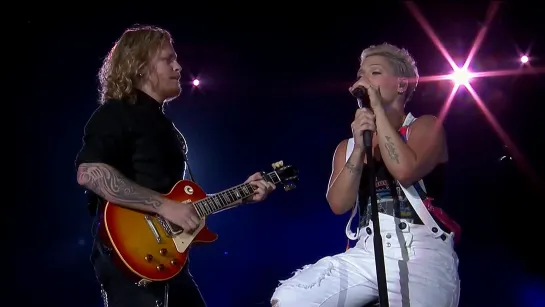 P!nk - Walk Me Home (Rock in Rio 2019)