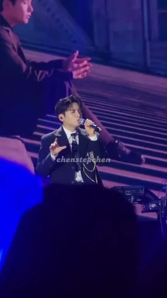 231201 Ryeowook - Its Okay Rossa Another Journey The Beginning in Bandung Cr: Chenstepchen