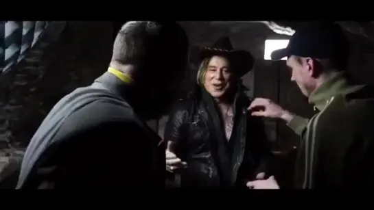 Shooting interviews Mickey Rourke in Big Fish Boxing