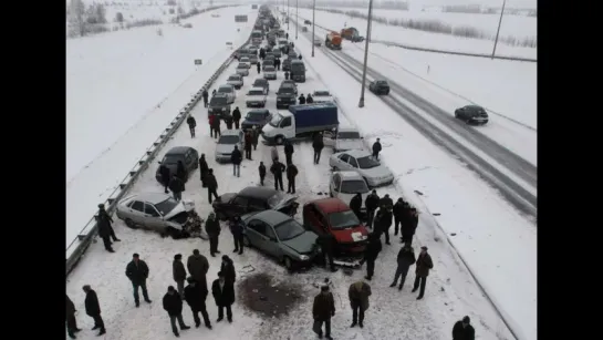 День жестянщика во Владивостоке_ свыше 250 ДТП произошло из-за снегопада