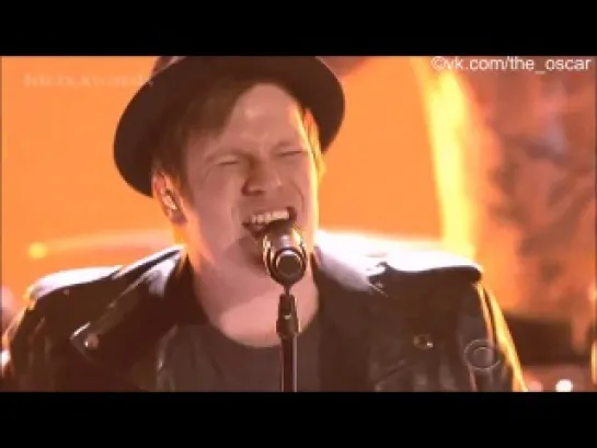 Fall Out Boy - Centuries (Peoples Choice Awards 2015)