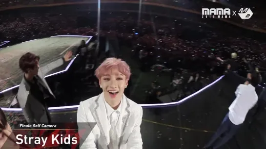 [181212] Stray Kids » MAMA in JAPAN » Ending Finale Self Camera