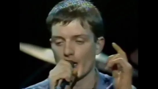 Joy Division - Shes Lost Control