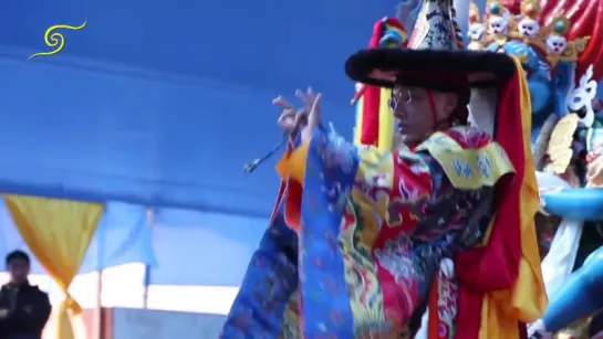 The 17th Gyalwang Karmapa Performed the Lama Dance for the First Time in India