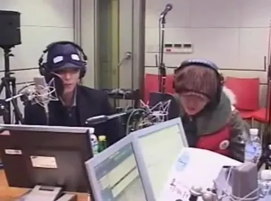 G-Dragon & T.O.P - MBC Noh Hongchul's Best Friend radio show [1], 19.01.11