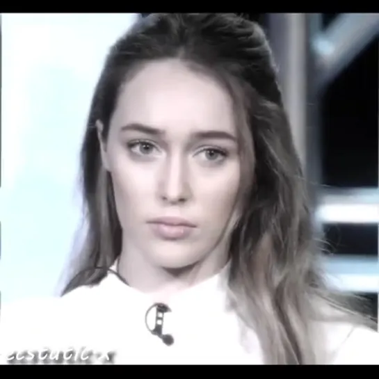 ▸ alycia debnam-carey