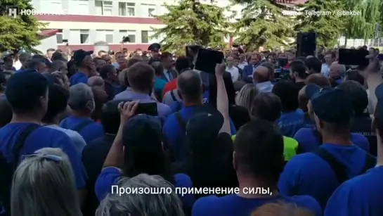 БелАЗом по режиму. Заводы бастуют против Лукашенко