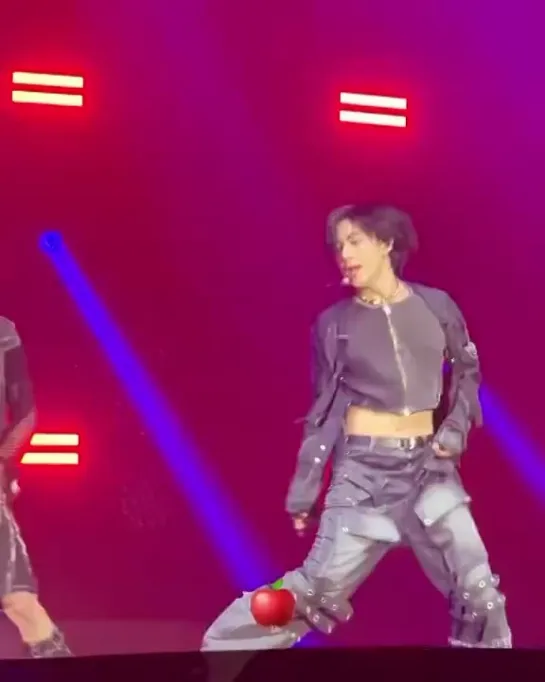 02.03.2024 - SHINee WORLD VI: Perfect Illumination: Singapore 💫 | Taemin fancam - JUICE