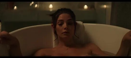 Эшли Грин (Ashley Greene) голая в фильме «Отзвуки» (2021)