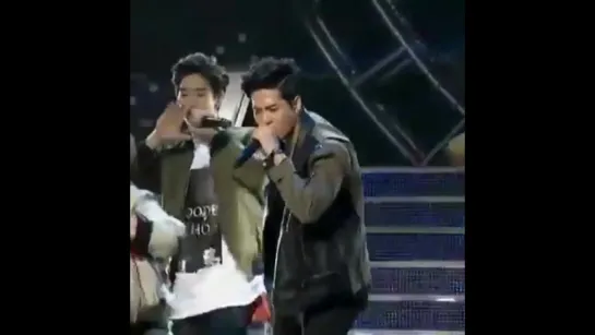 [VINE] 150411 Jackson rap-part @ 3rd V Chart Award