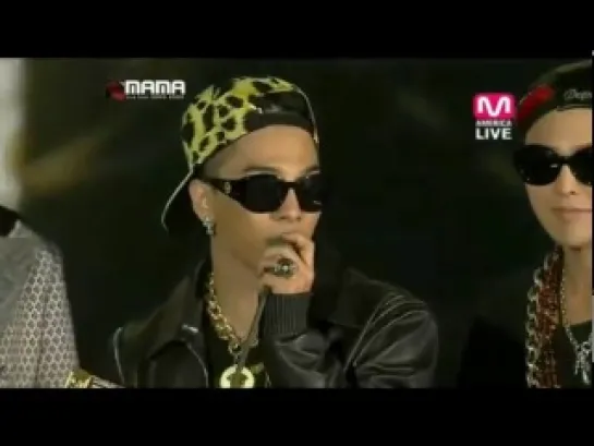 MAMA 2012-Big Bang wins ''Artist of the year'' award!