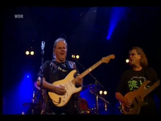 Walter Trout - Leverkusener Jazztage 2011 (part 3)