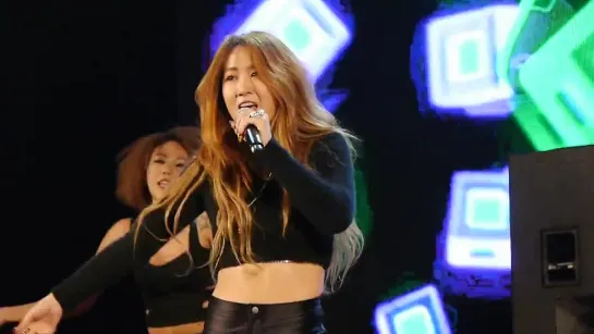 [FANCAM] 141205 Sistar: Soyou @ Starship X Concert